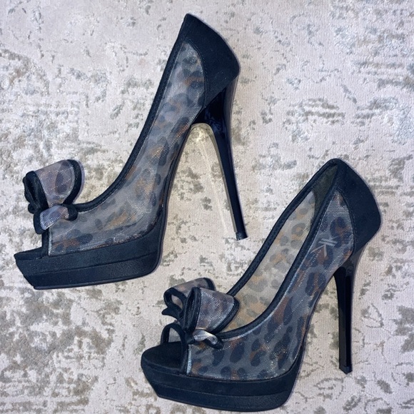 NIB Kardashian Kollection Miami sz8 Platform Leopard Heel - Picture 4 of 7